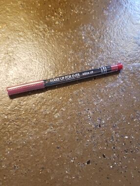 Makeup Forever Aqua Lip Liner Waterproof - Color 8C New